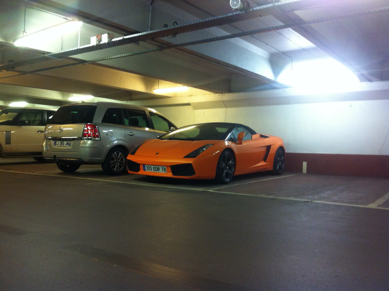 Illustration for article titled The Fantastic Cars of Parking Étoile Foch
